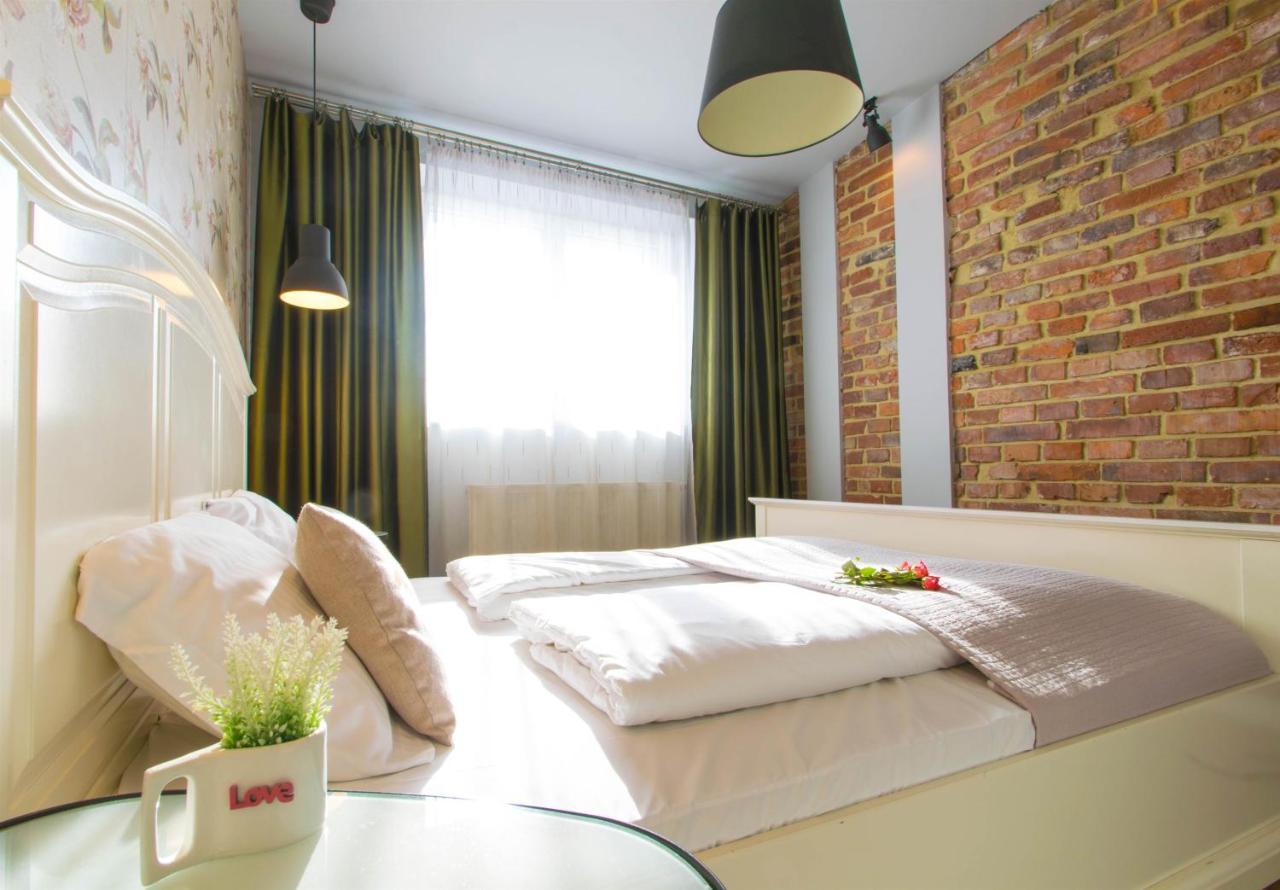 Krupnicza Modern Old Town Apartments - By Upstairs Краков Экстерьер фото